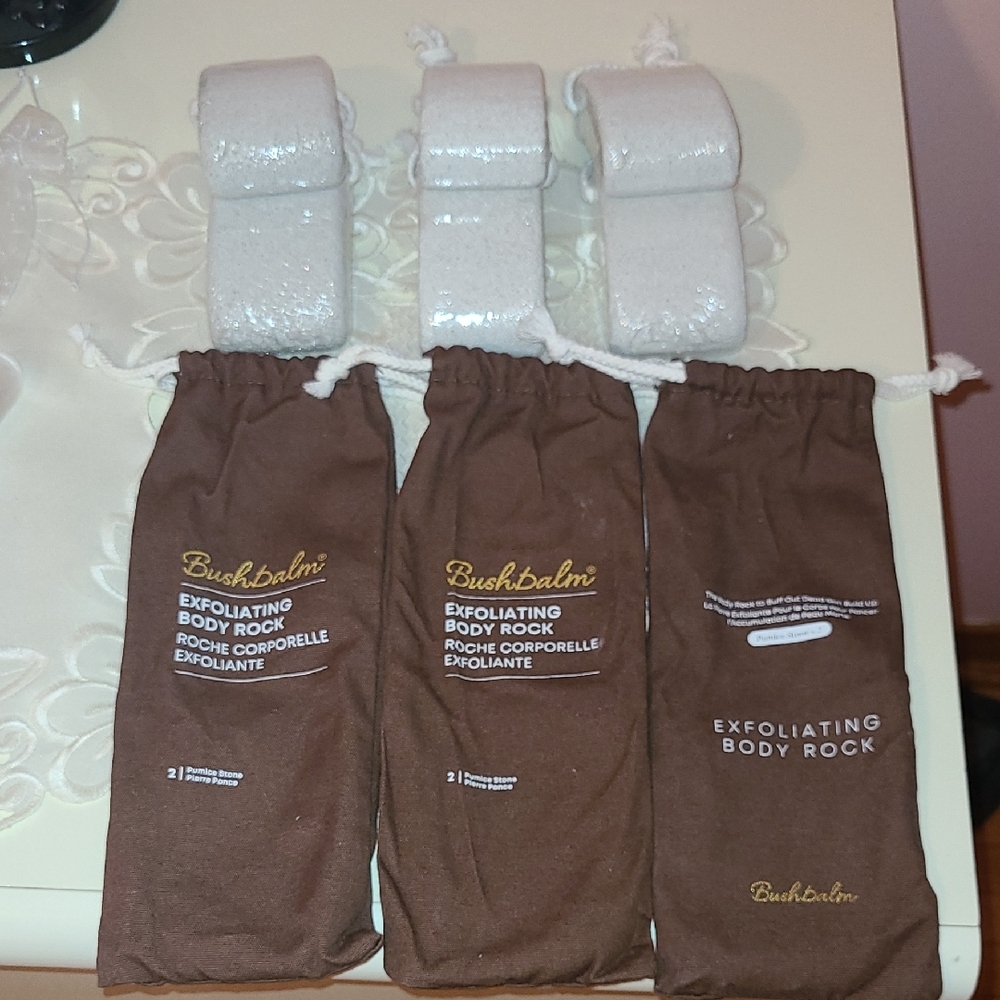 Exfoliating Body Rock - White
